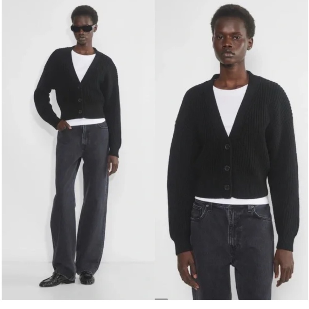 Aritzia babaton sz Sm Black Button-Up Sweater